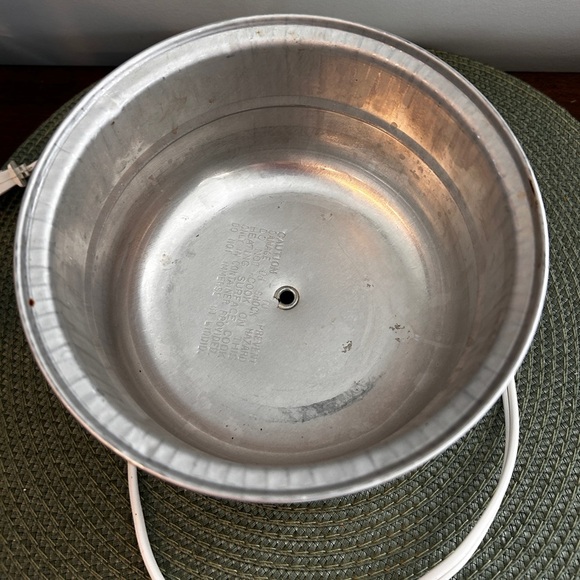 Rival Crockette Crock Pot Slow Cooker Base Only Warmer Mini 1 Qt 3200 Works Read - Picture 6 of 10